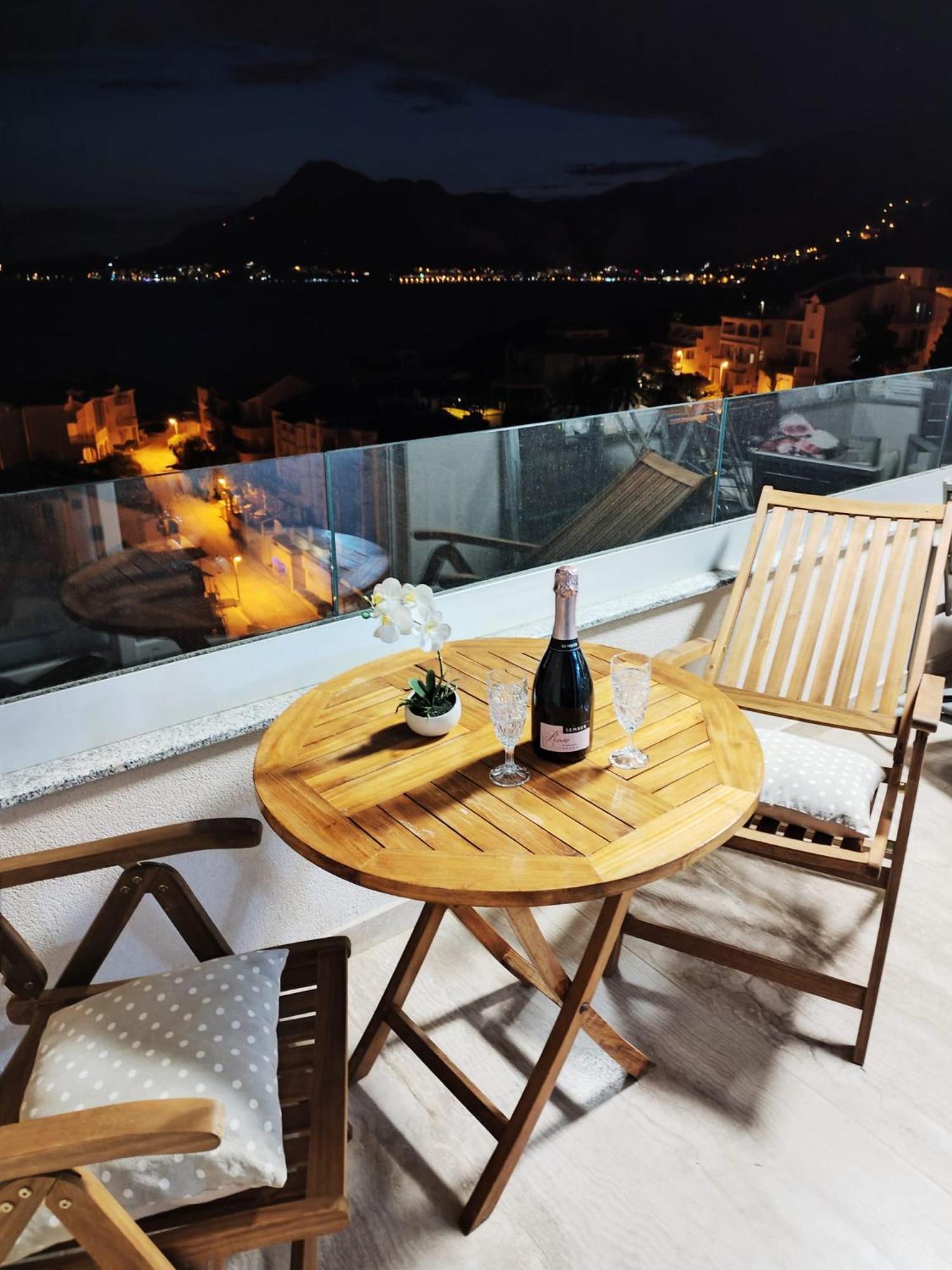 奥米什Island Luxury View Nemira公寓 外观 照片